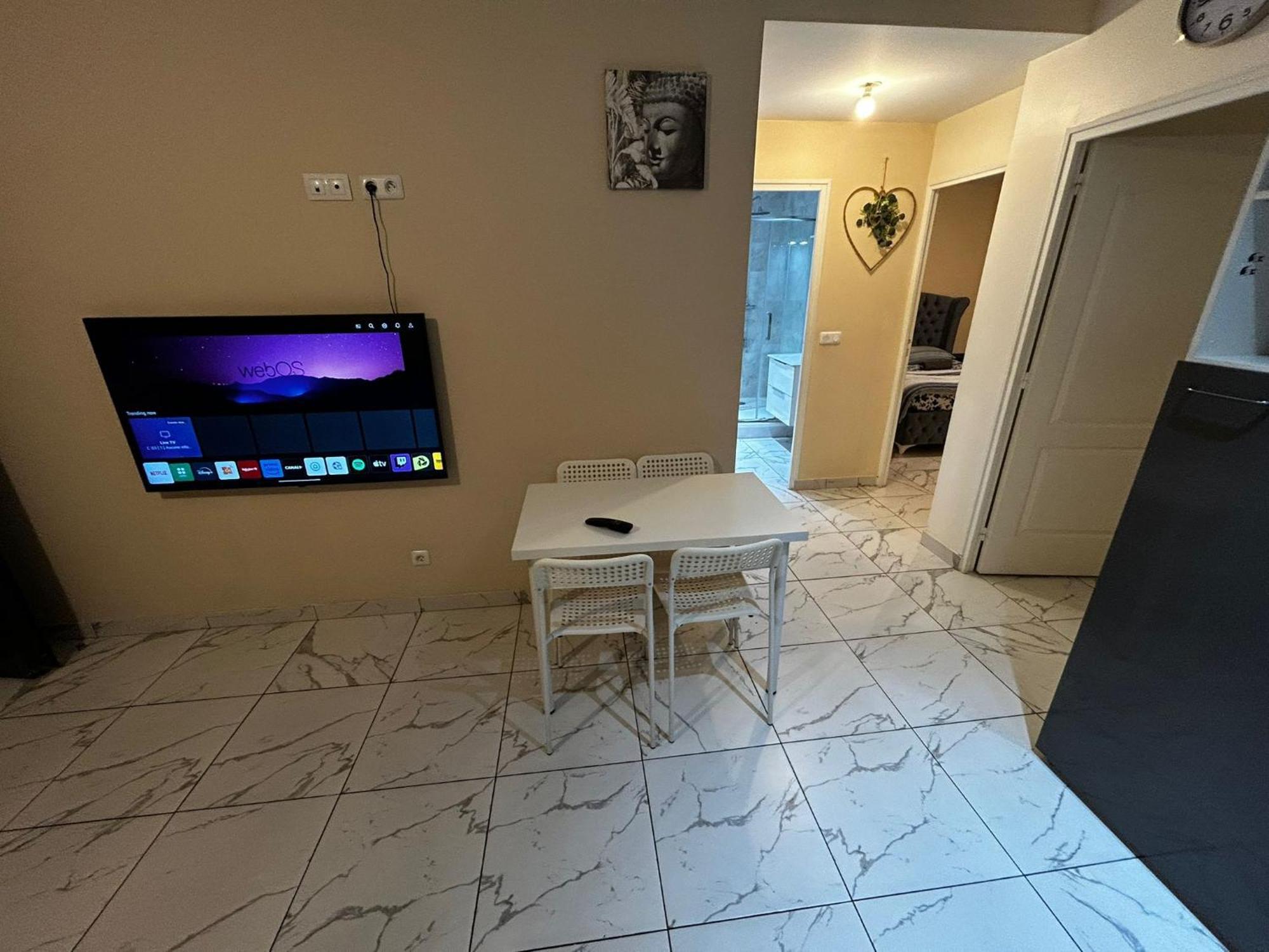 Apartmán Masion Belle Vue Sarcelles Exteriér fotografie